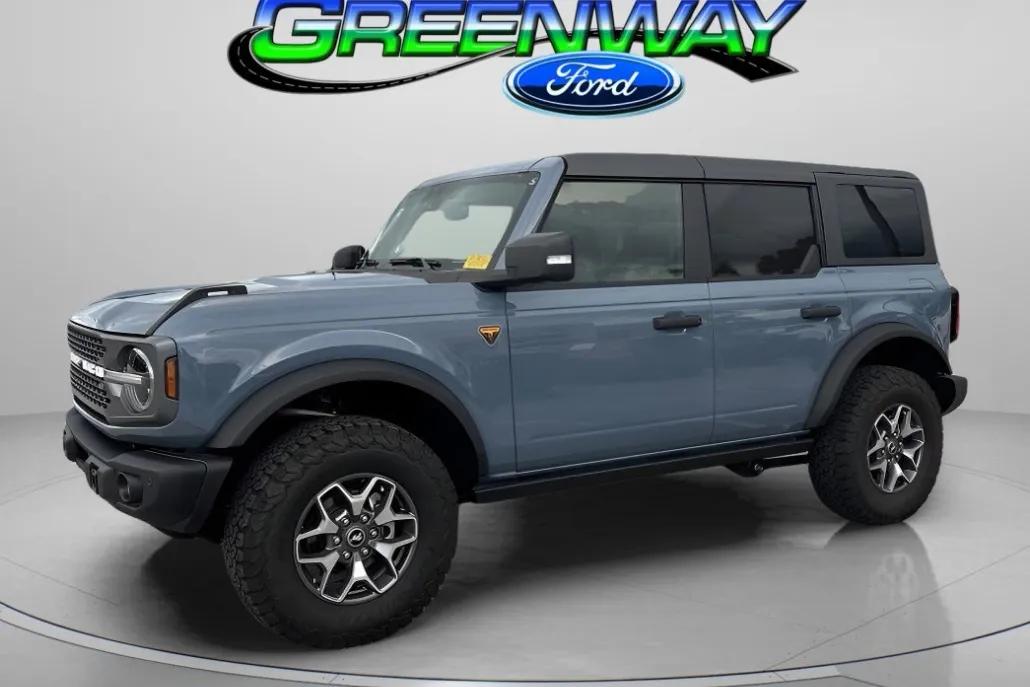 2025 Ford Bronco Badlands photo 1