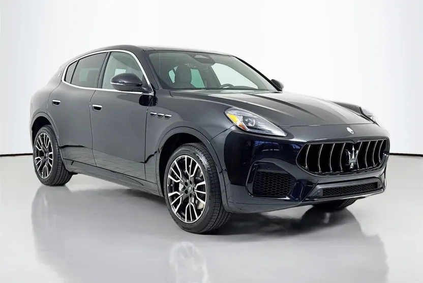 2025 Maserati Grecale photo 1
