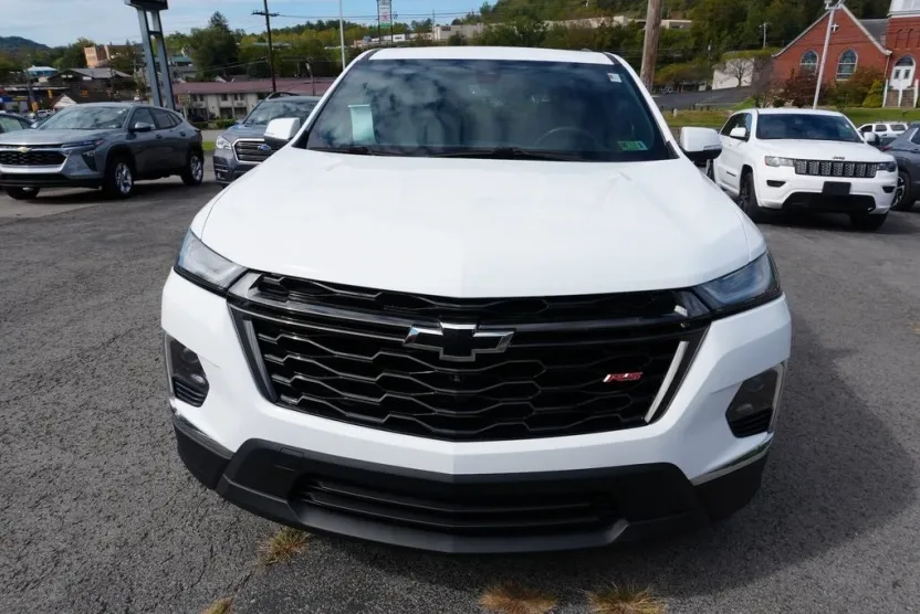 2022 Chevrolet Traverse RS photo 1
