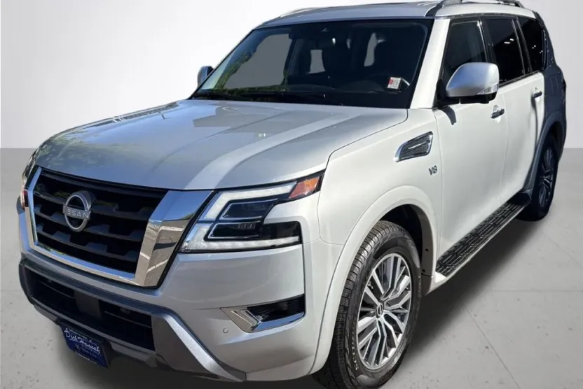 2022 Nissan Armada SL photo 1