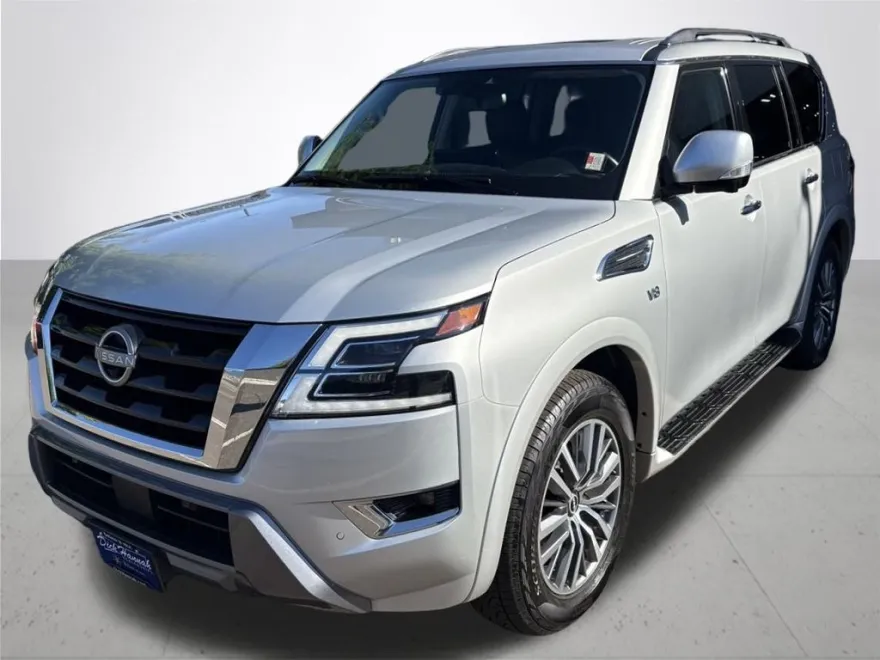 2022 Nissan Armada SL photo 1