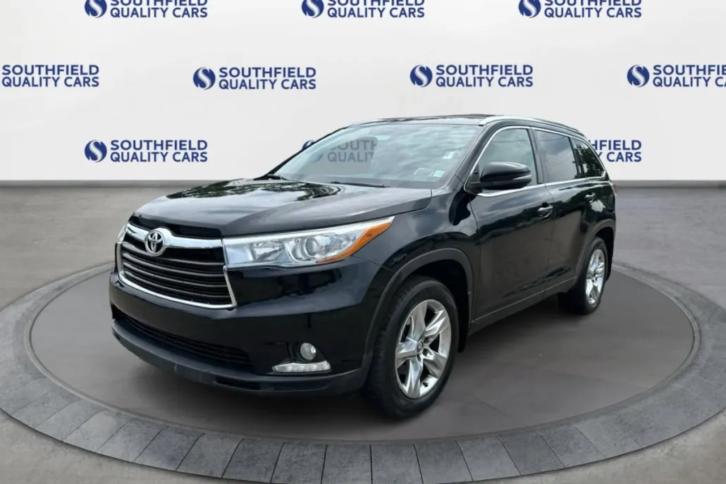 2016 Toyota Highlander Limited photo 1