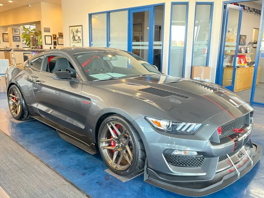 2020 Ford Mustang Shelby GT350R photo 1