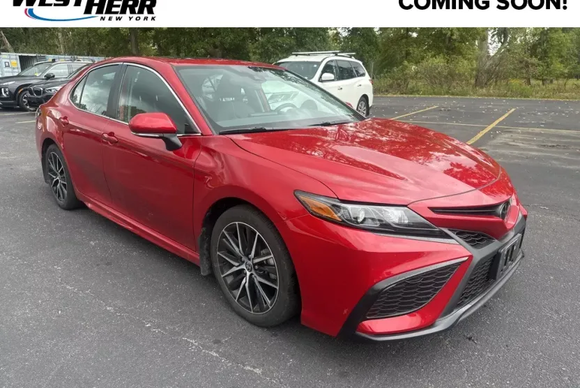 2023 Toyota Camry SE photo 1