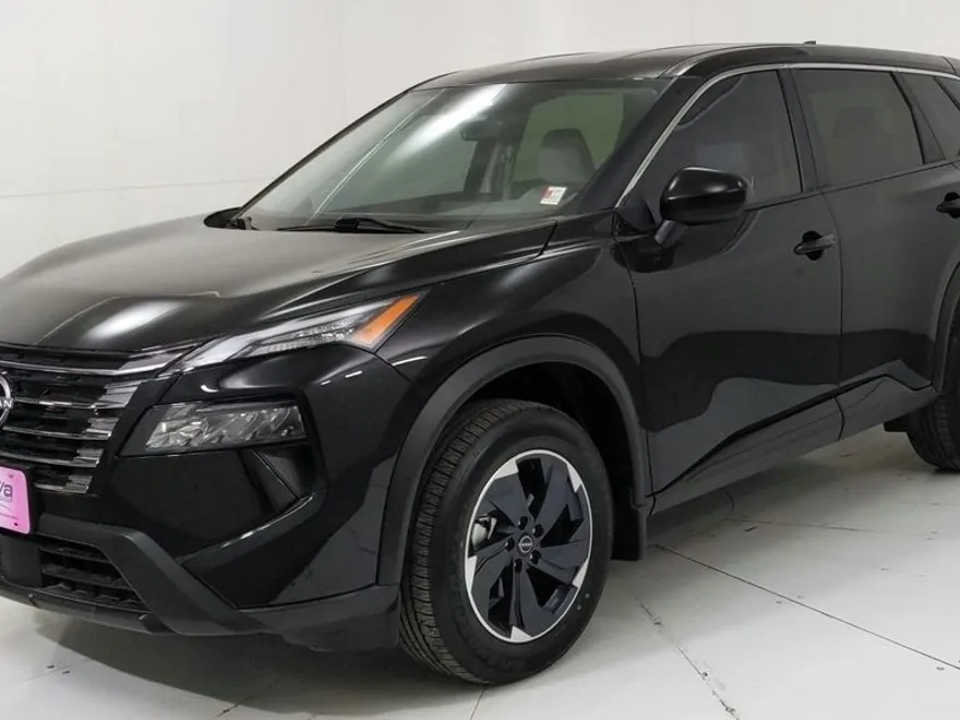 2024 Nissan Rogue SV photo 1