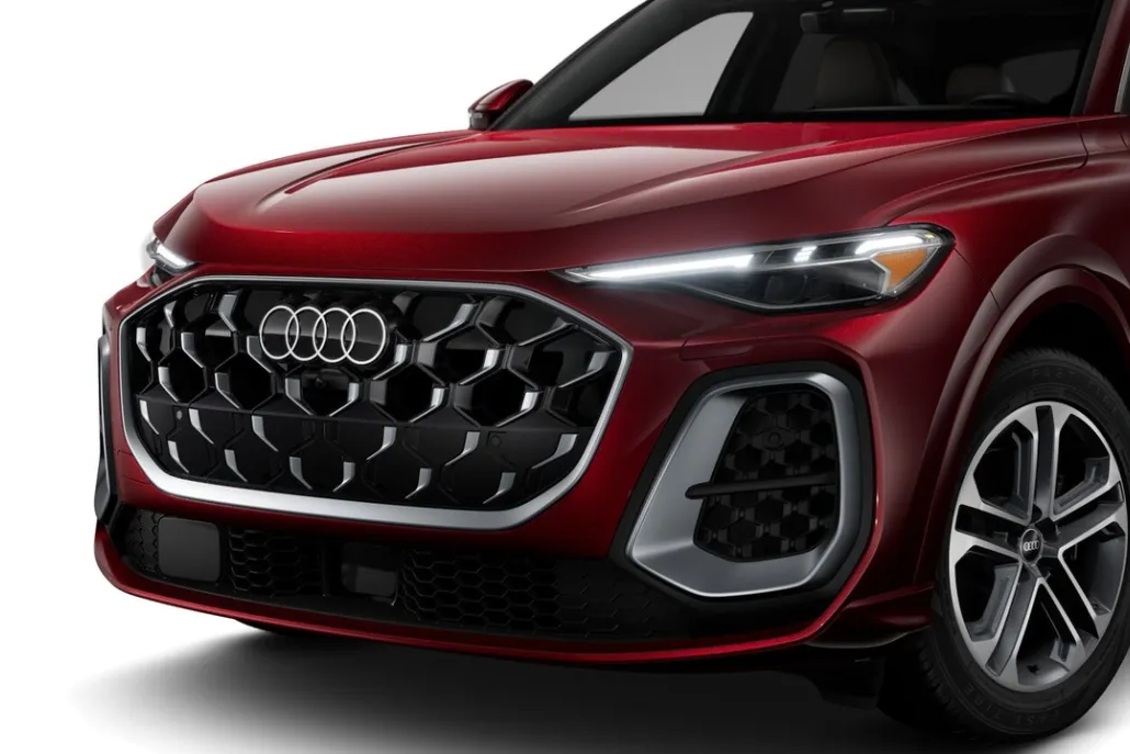 2025 Audi Q5 2.0T Prestige photo 1