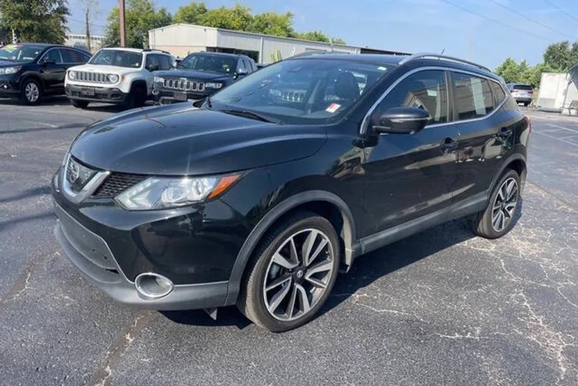 2018 Nissan Rogue Sport SL photo 1
