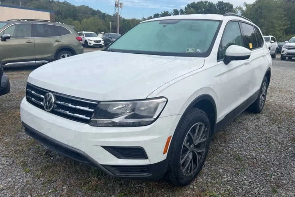 2021 Volkswagen Tiguan S photo 1