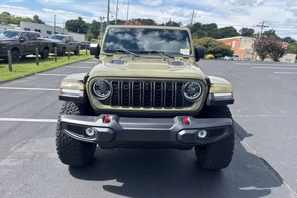 2025 Jeep Wrangler Rubicon photo 1