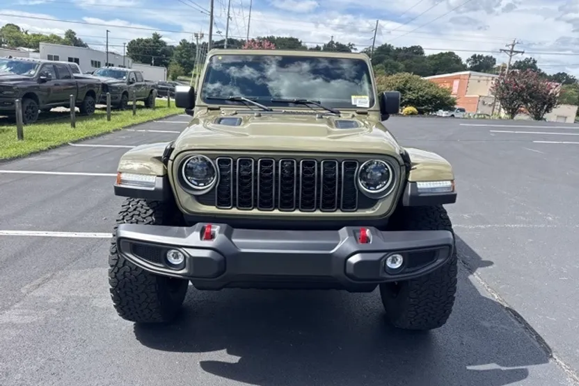 2025 Jeep Wrangler Rubicon photo 1