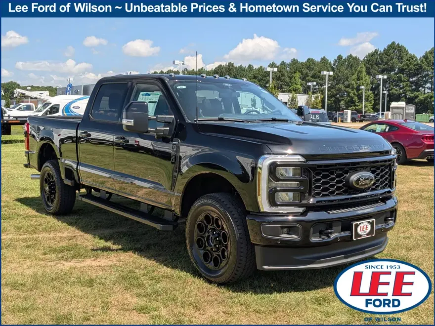 2025 Ford F-350 photo 1