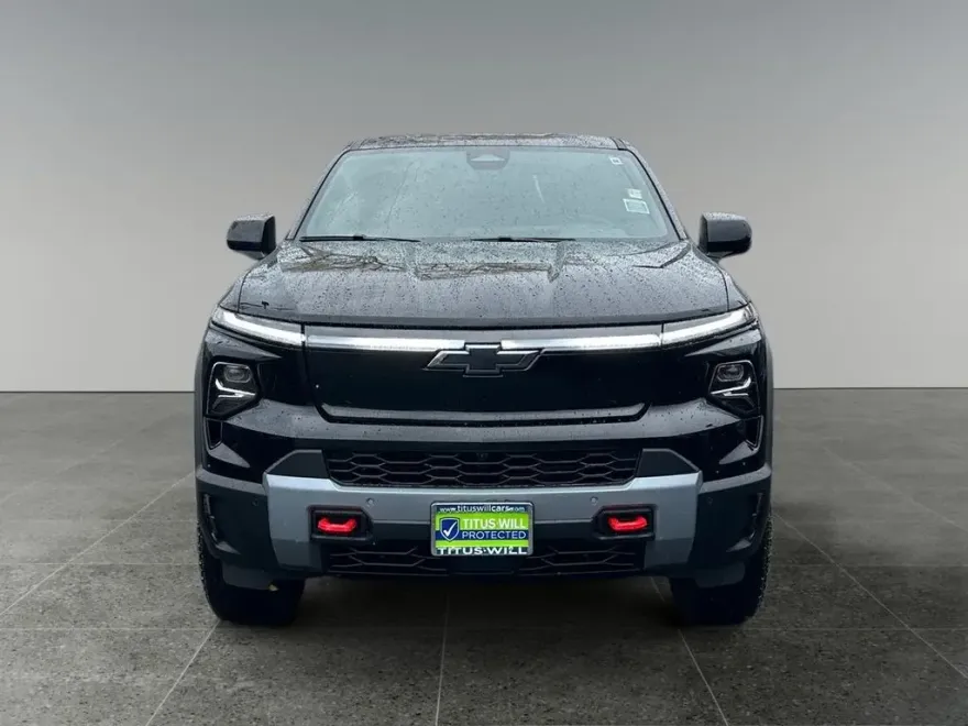 2026 Chevrolet Silverado EV Trail Boss photo 1