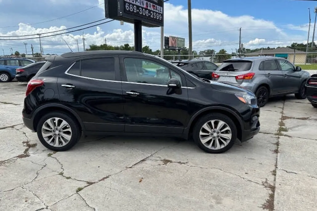 2019 Buick Encore Preferred photo 1