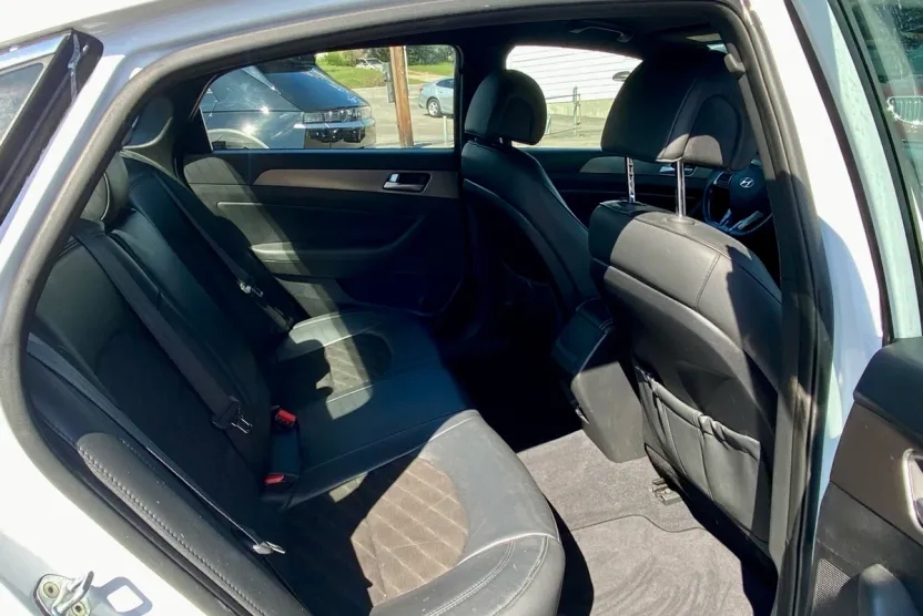 2017 Hyundai Sonata Sport 2.0T photo 1