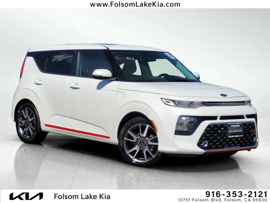 2021 Kia Soul GT-Line photo 1
