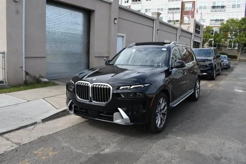2024 Bmw X7 xDrive40i photo 1