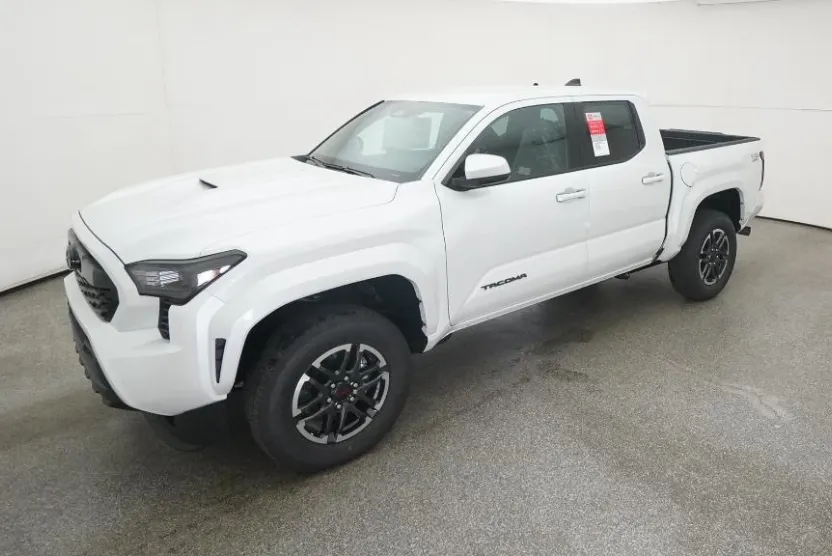 2025 Toyota Tacoma TRD Sport Double Cab photo 1