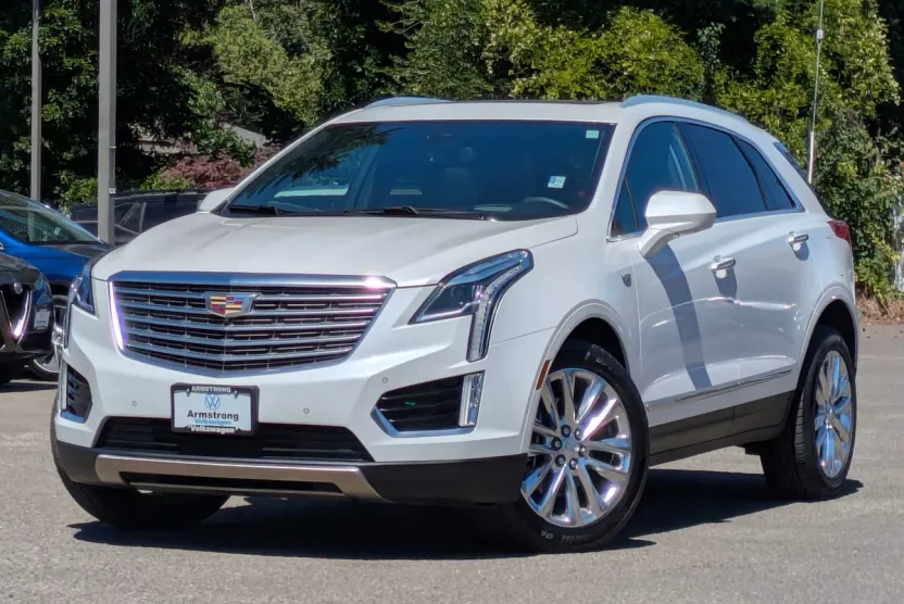 2017 Cadillac XT5 Platinum photo 1