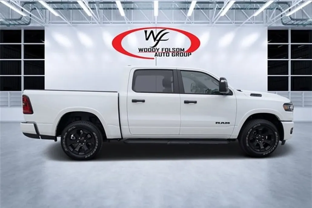 2025 Ram 1500 Big Horn photo 1