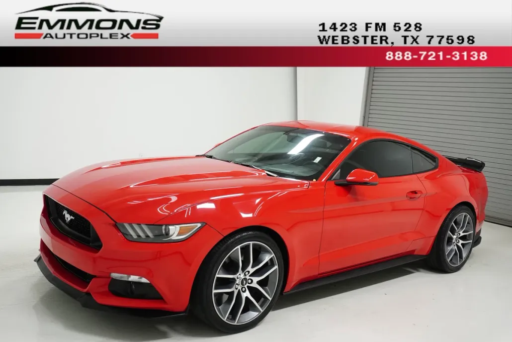 2015 Ford Mustang EcoBoost photo 1