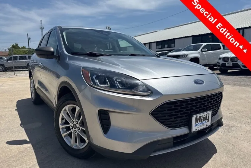 2022 Ford Escape SE photo 1
