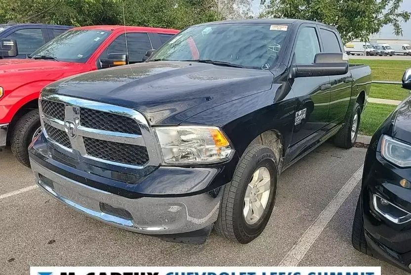 2023 Ram 1500 Classic SLT photo 1