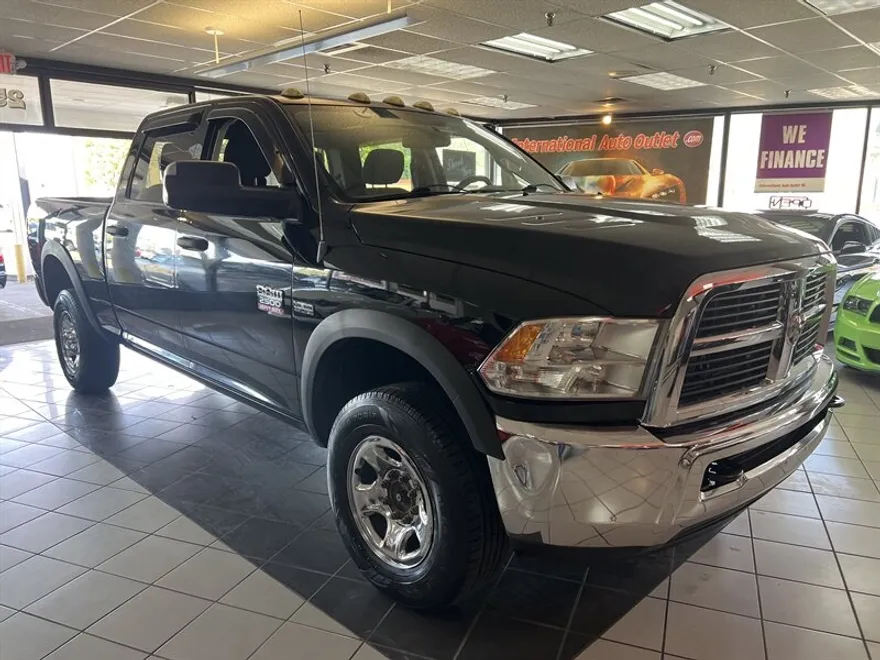 2012 Ram 2500 ST photo 1