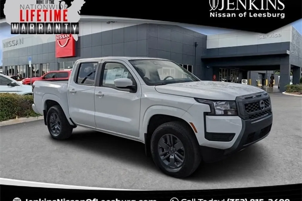 2025 Nissan Frontier SV photo 1