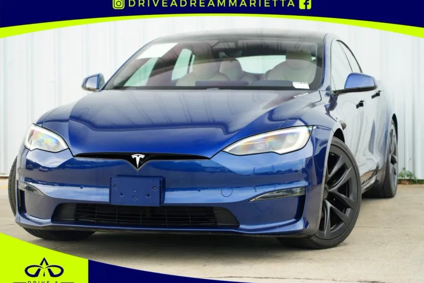 2022 Tesla Model S Plaid photo 1