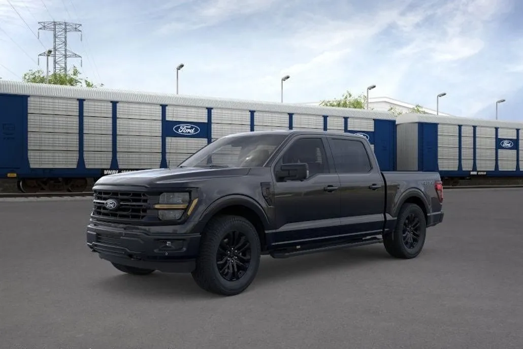 2025 Ford F-150 XLT photo 1