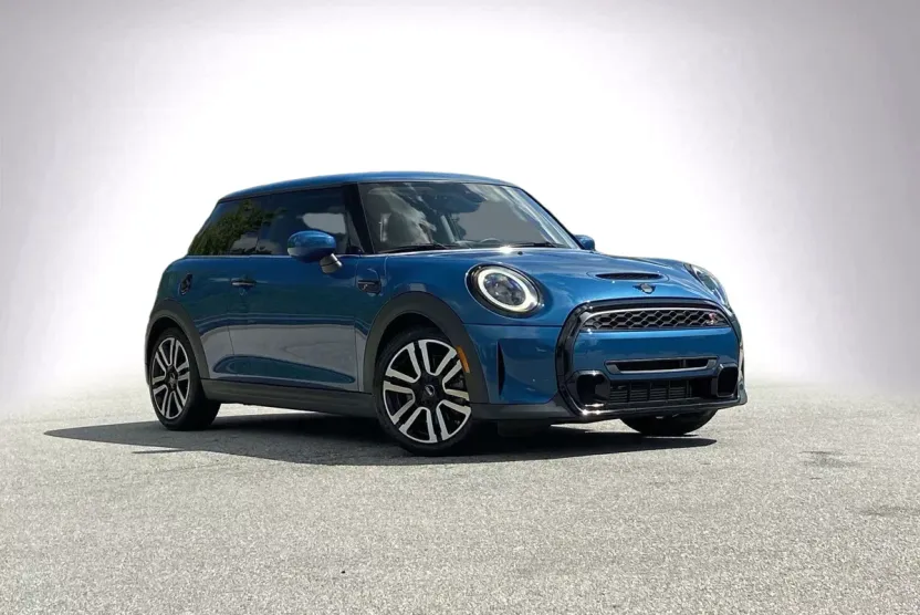 2023 Mini Cooper 2 Door Hardtop S photo 1