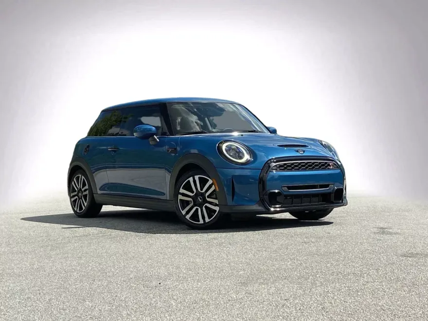 2023 Mini Cooper 2 Door Hardtop S photo 1