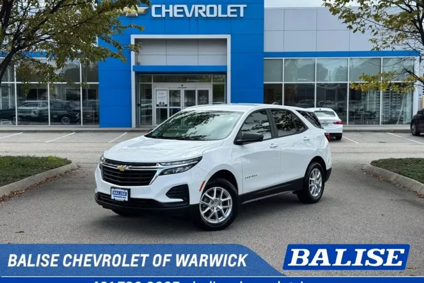 2024 Chevrolet Equinox LS photo 1