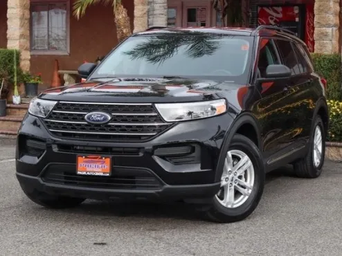 2023 Ford Explorer XLT photo 4