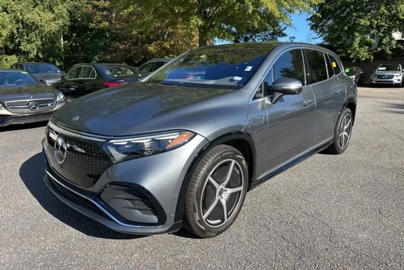2023 Mercedes Benz EQS SUV 580 4MATIC photo 1