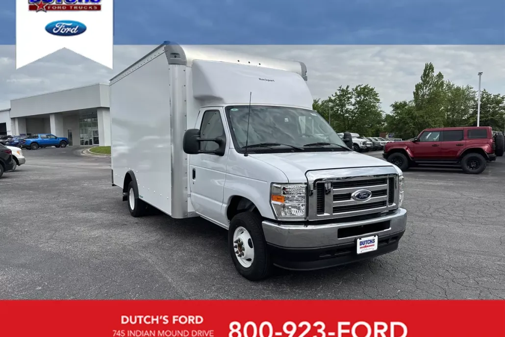 2025 Ford E-450 photo 1