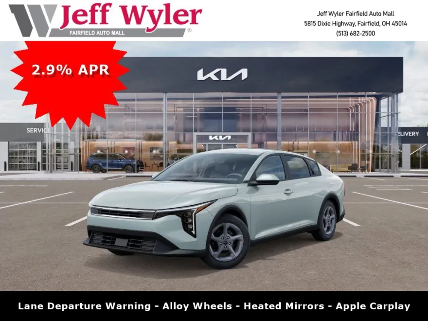 2025 Kia K4 LXS photo 1