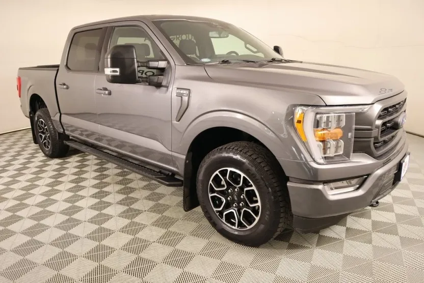 2022 Ford F-150 XLT photo 1