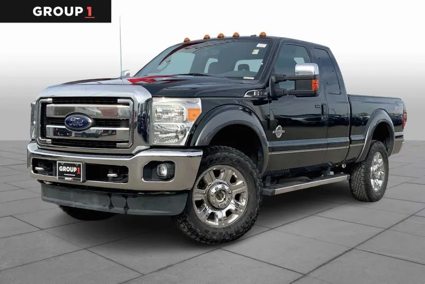 2015 Ford F-350 Lariat photo 1