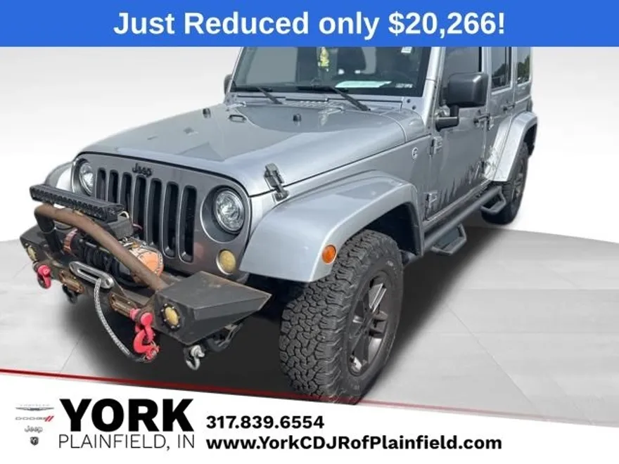2017 Jeep Wrangler Unlimited Sahara photo 1