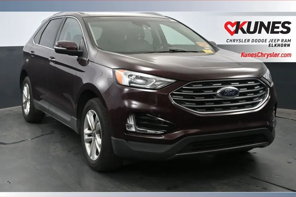 2019 Ford Edge SEL photo 1