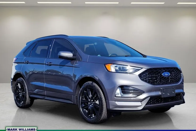 2024 Ford Edge ST photo 1
