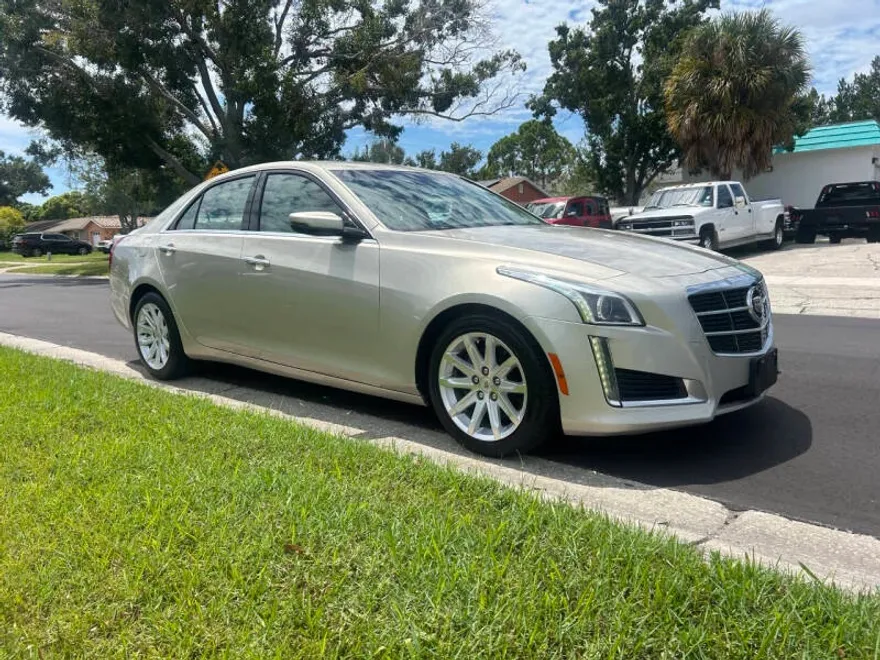 2014 Cadillac CTS Luxury photo 1