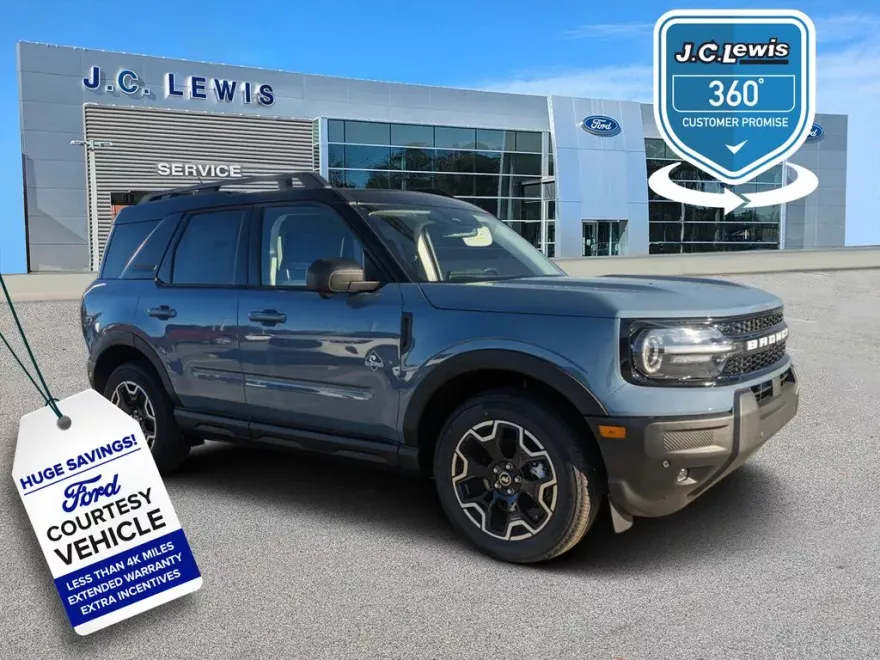 2025 Ford Bronco Sport Outer Banks photo 1