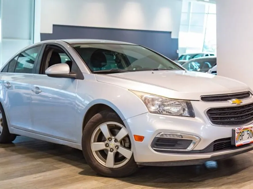 2016 Chevrolet Cruze photo 1