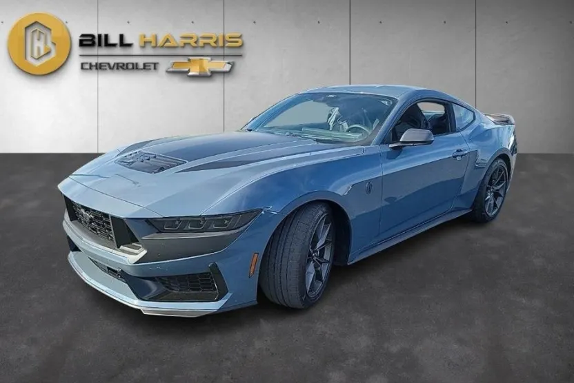 2025 Ford Mustang Dark Horse photo 1