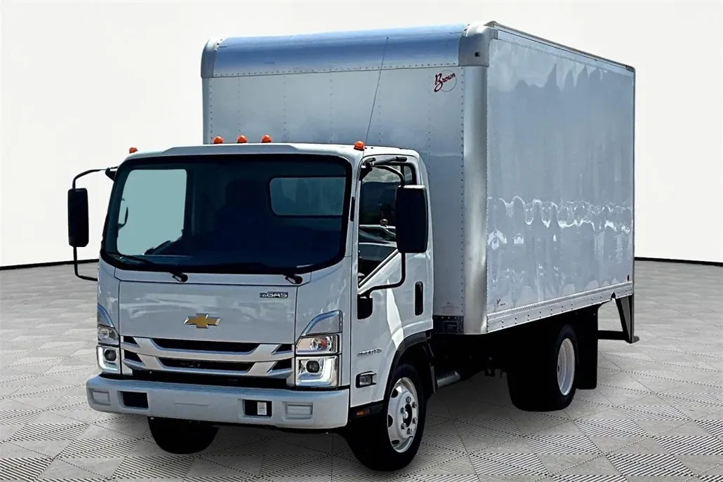 2024 Chevrolet Silverado 4500HD photo 1