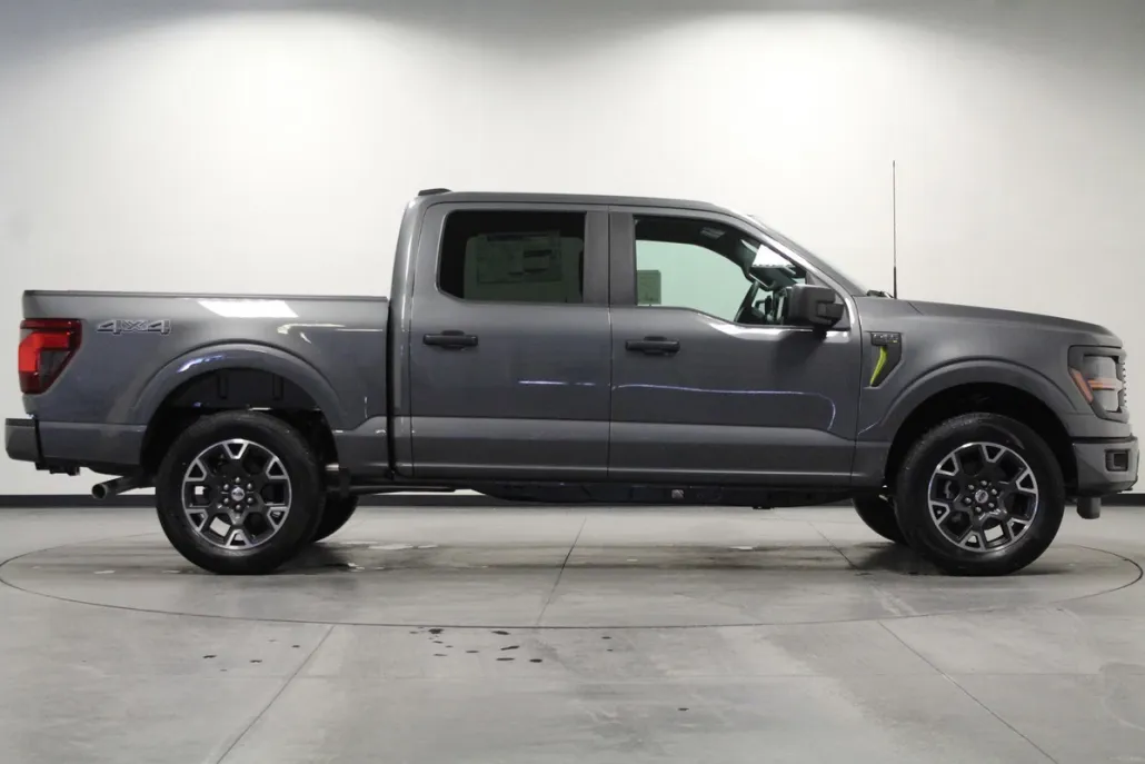 2025 Ford F-150 STX photo 1