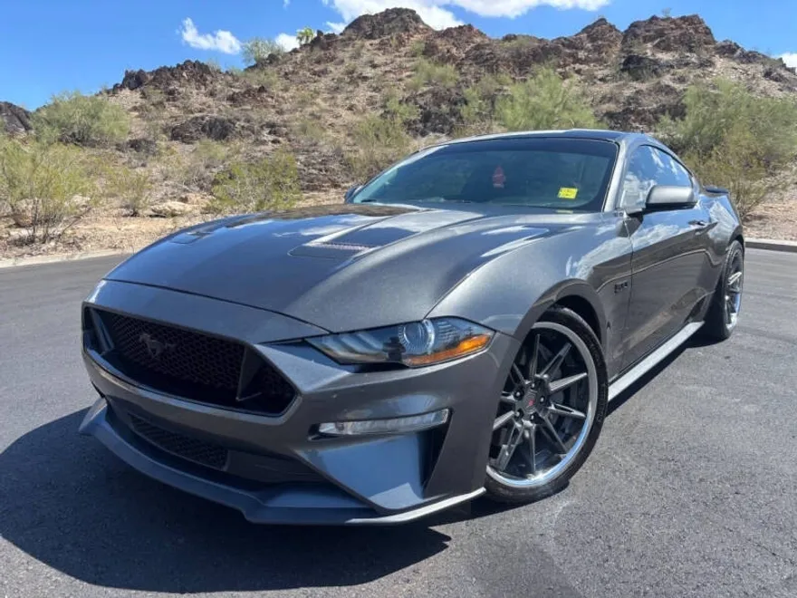 2018 Ford Mustang GT Premium photo 1