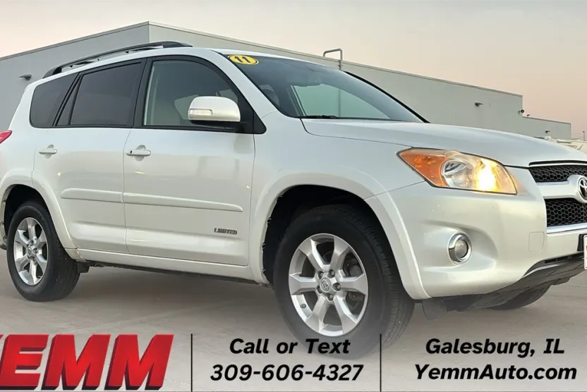 2011 Toyota RAV4 Limited photo 1